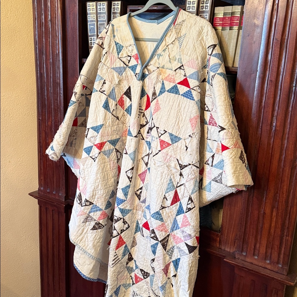 Multicolor Geometric Patterned Women's Poncho - image 7